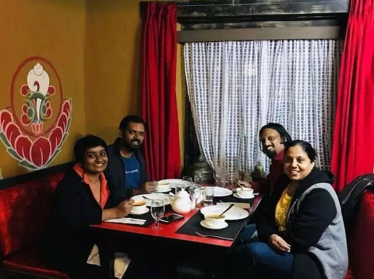 هتل Dawa Penjor Heritage Farmstay   Hostel