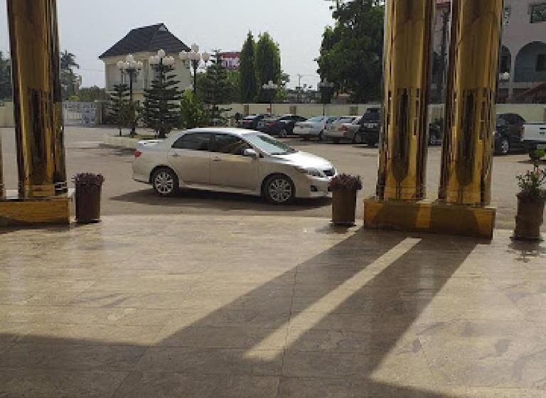 هتل Room In Bb   Immaculate Royal International