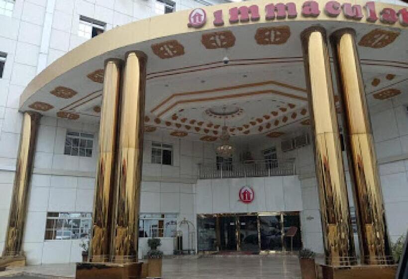 هتل Room In Bb   Immaculate Royal International