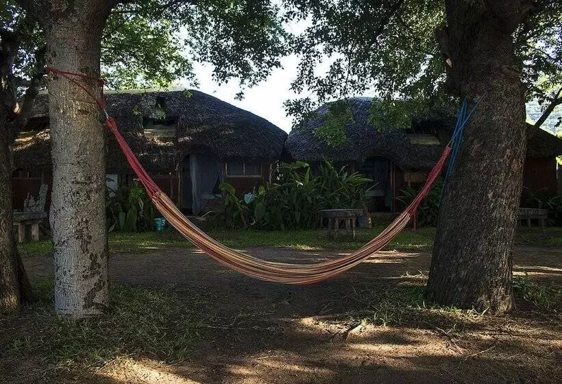هتل Mgoza Lodge