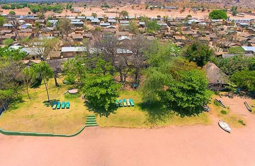 هتل Mgoza Lodge
