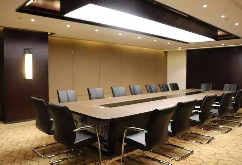 Mr.d Hotel Linyi