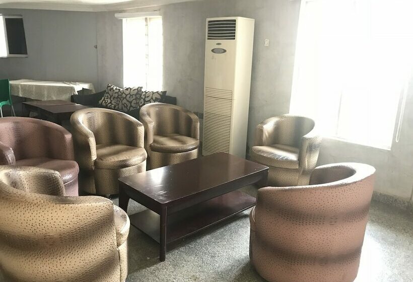 هتل Pentagon Luxury Suites Enugu