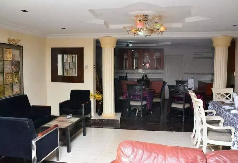 هتل Princess Paradise Suites