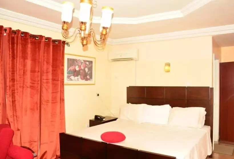 هتل Princess Paradise Suites
