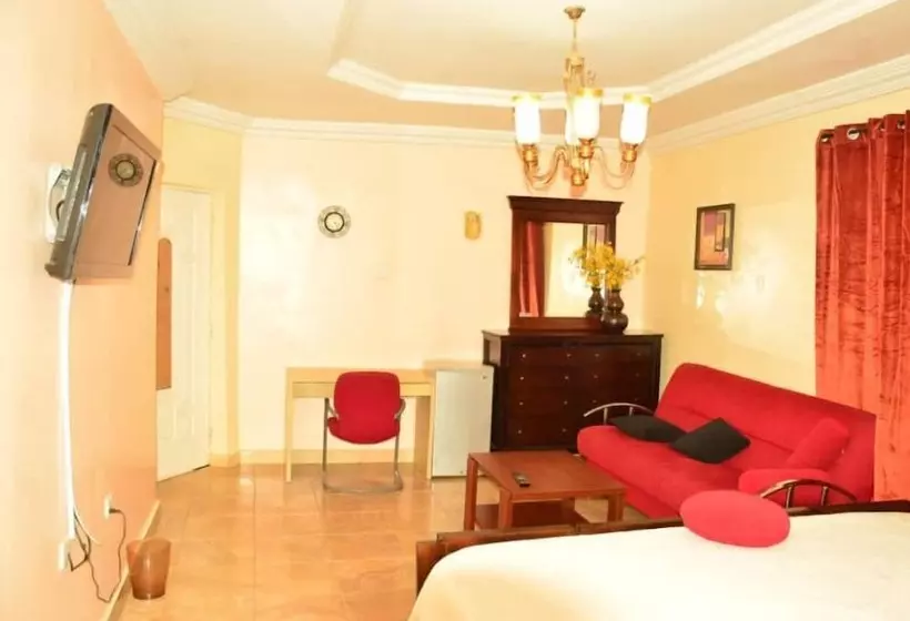 هتل Princess Paradise Suites