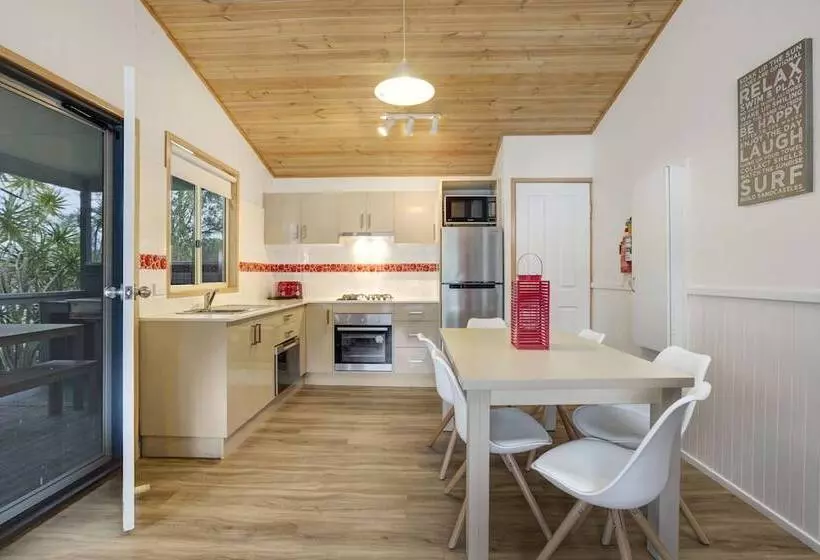 Hotelli Seven Mile Beach Holiday Park