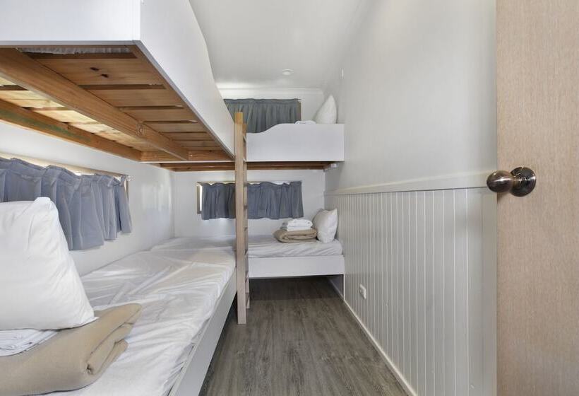 ホテル Seven Mile Beach Holiday Park