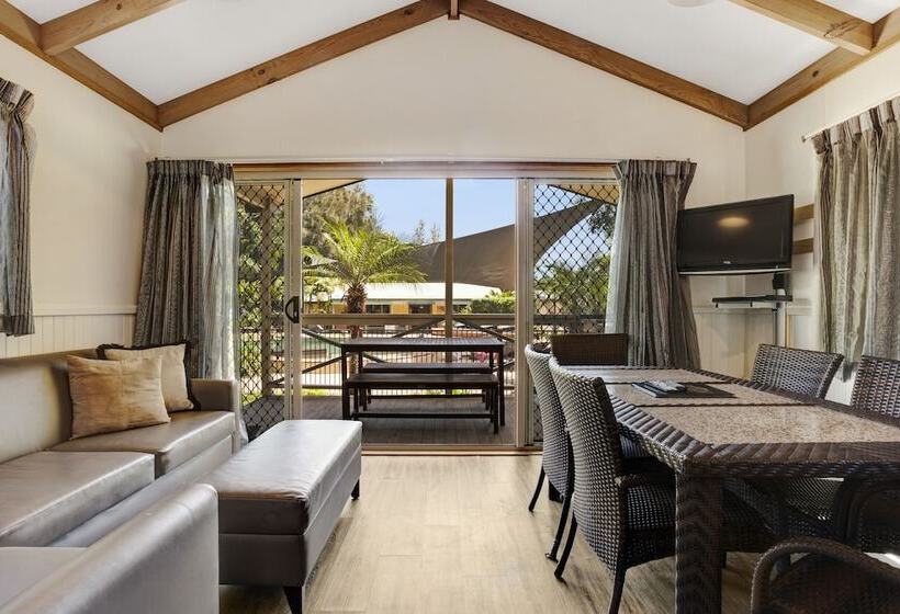 ホテル Seven Mile Beach Holiday Park