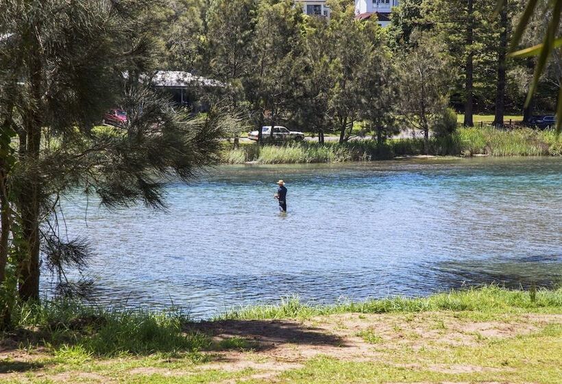 ホテル Seven Mile Beach Holiday Park