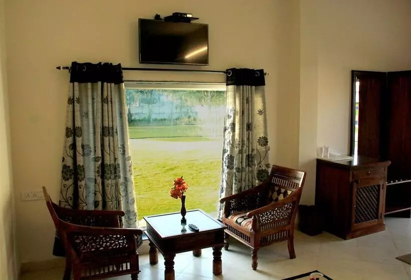 Hotelli Sri Durga Vilas & Resorts