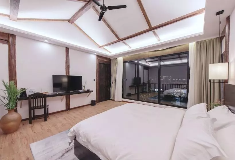 Tengchog Original Inn