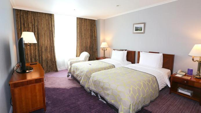 High1 Palace Hotel And Cc