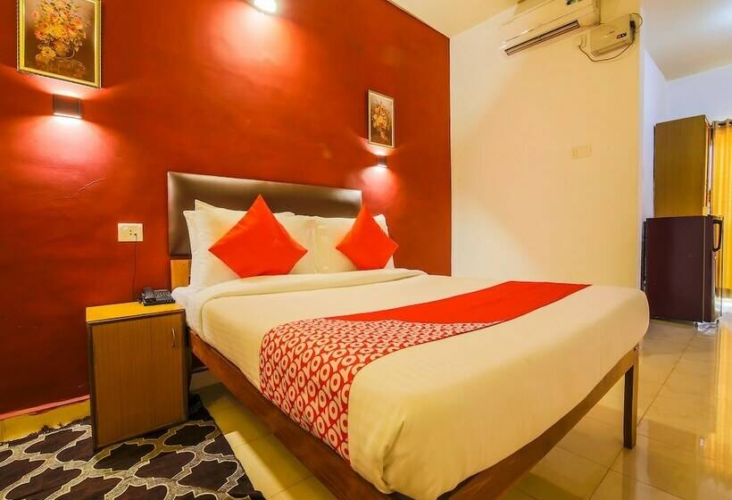 Hotelli Oyo 24937 Celebriti@candolim