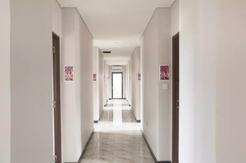 Hotelli Reddoorz @ Wiyung 2