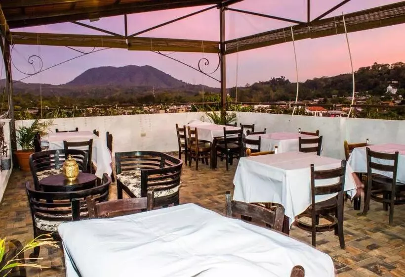 Hotelli & Restaurant Fleur De Lis