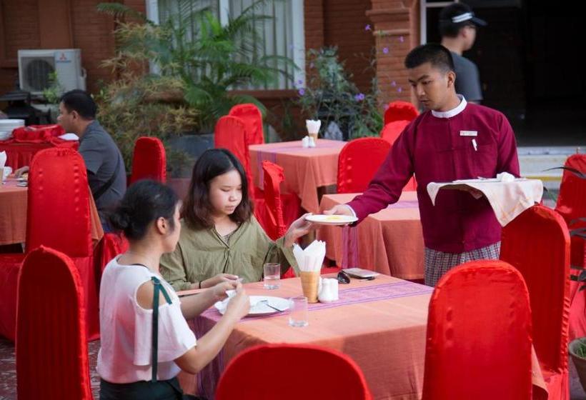 هتل Sincere Smile Bagan