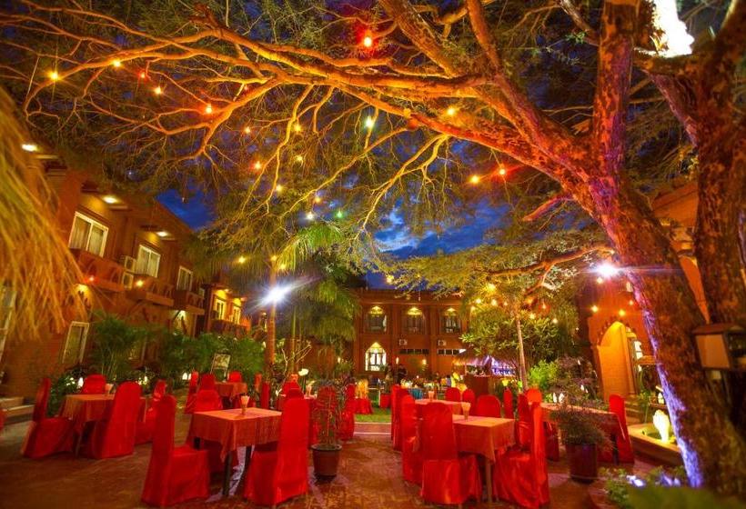 هتل Sincere Smile Bagan