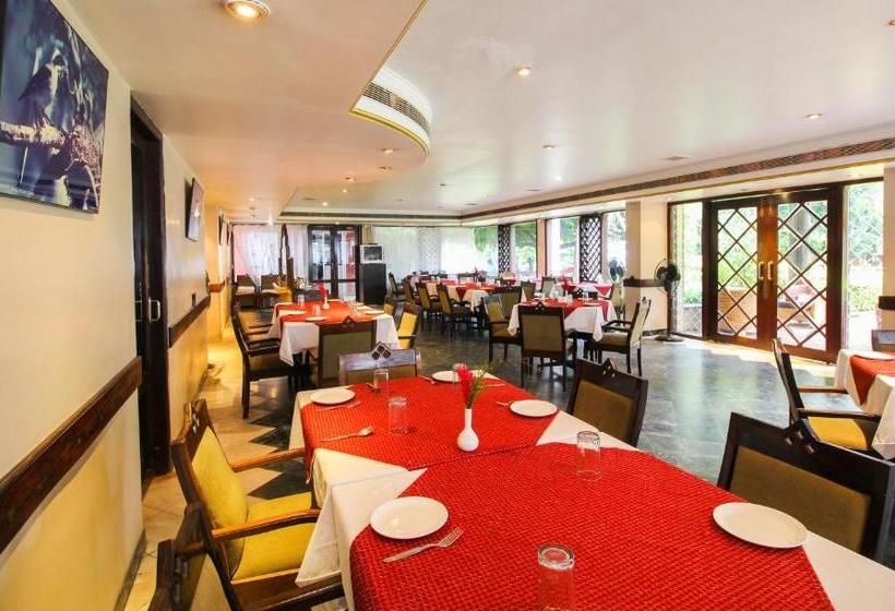 فندق Treebo Trend Royal Inn