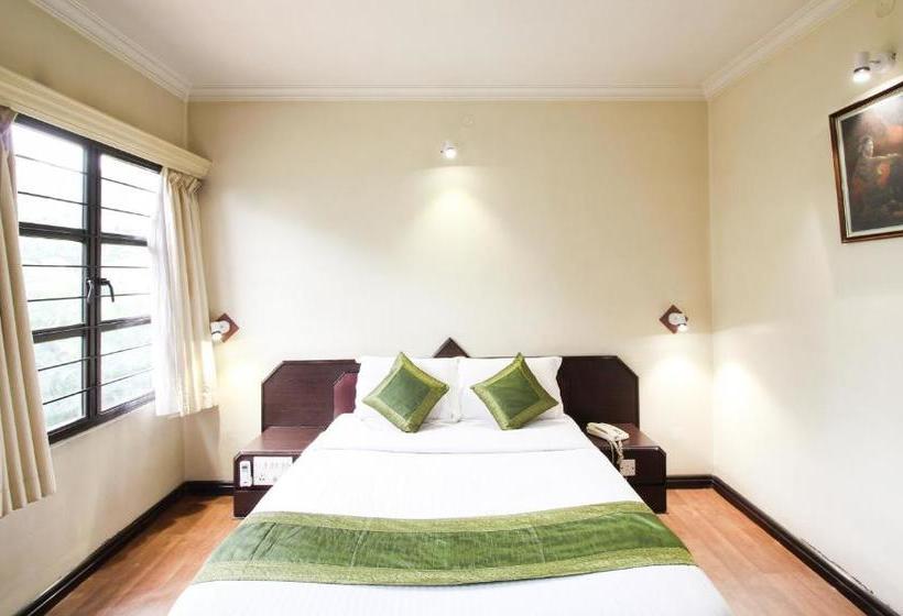 فندق Treebo Trend Royal Inn