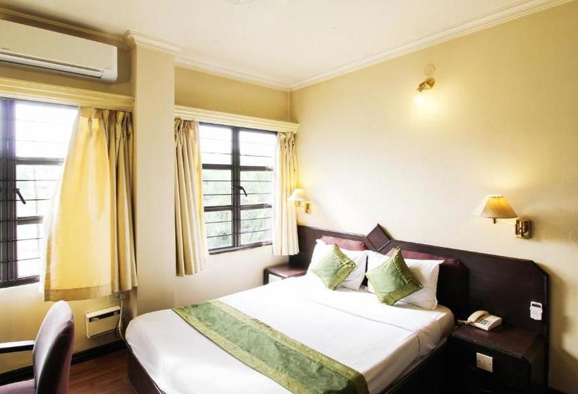 فندق Treebo Trend Royal Inn