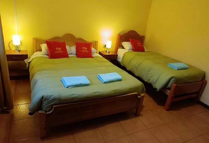 Majatalo Hostal Km Zero   El Senor Del Lascar