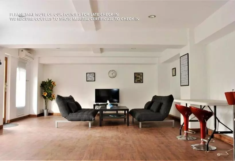 Majatalo Zen Rooms Puri Indah Syariah