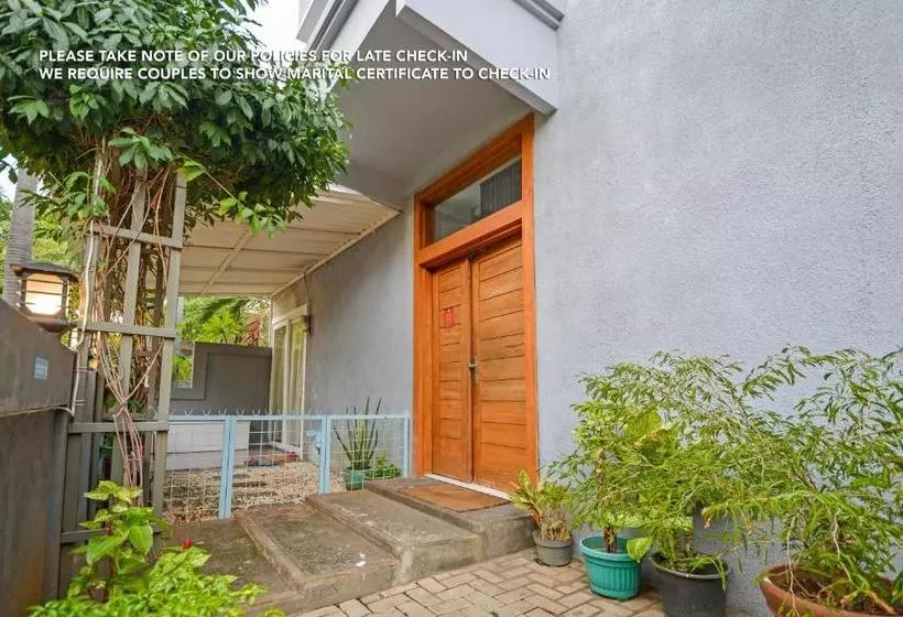 Majatalo Zen Rooms Puri Indah Syariah