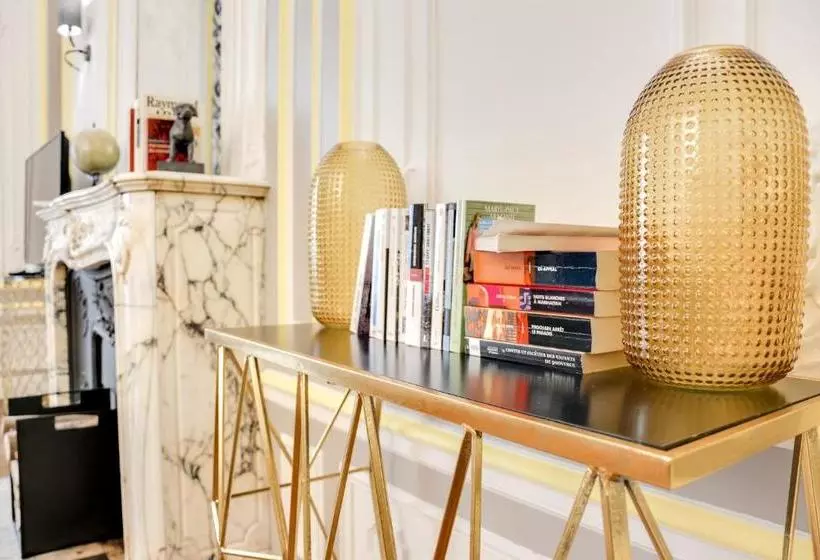 Sweett   Rue De Boetie