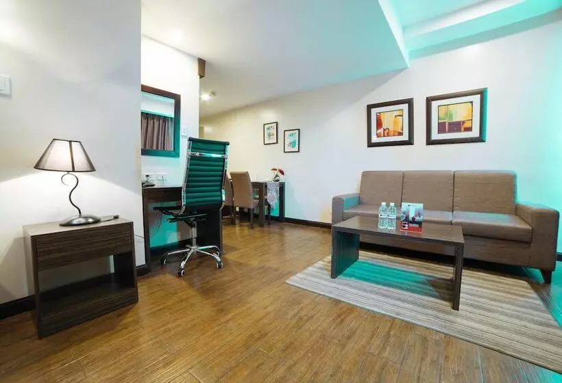 Hotelli Reddoorz Premium @ West Avenue Quezon City