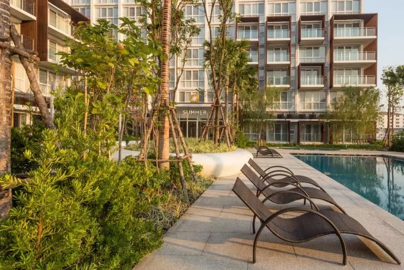 The Idle Hotel And Residence