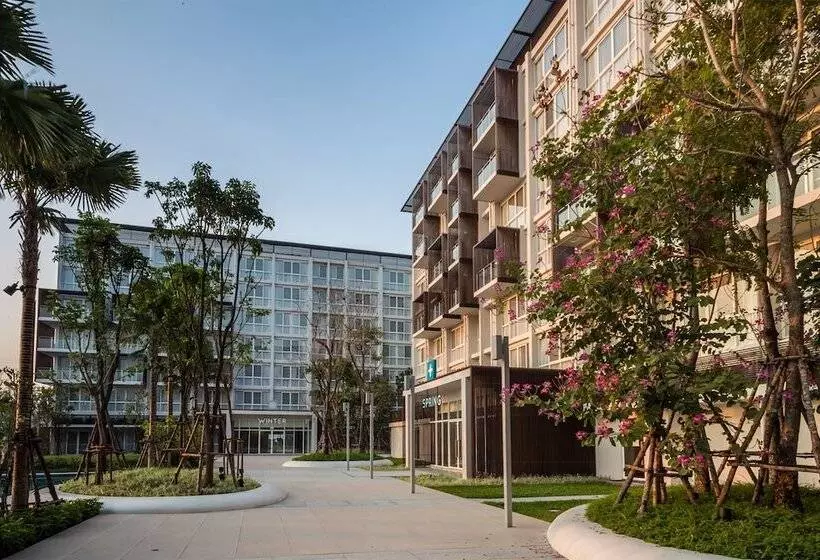 The Idle Hotel And Residence