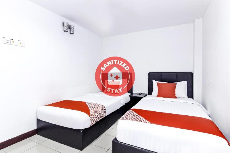 Oyo 321 Hotel D'elegant