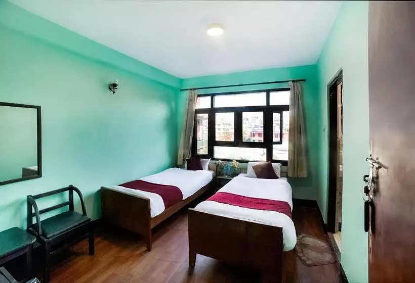 Hotel Kuti by OYO Rooms