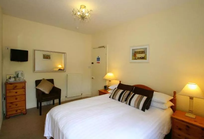 Hostelli Claremont House