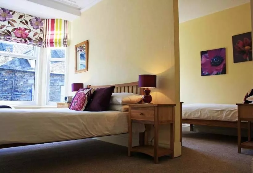 Hostelli Claremont House