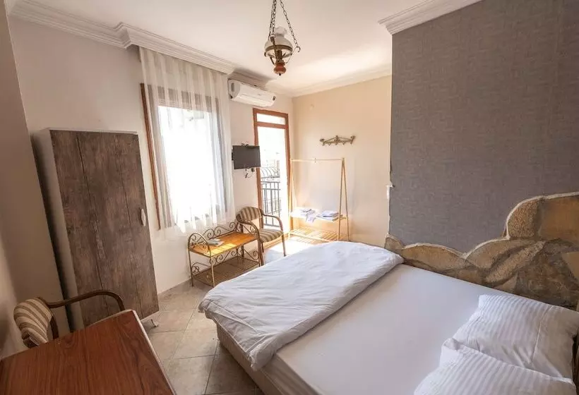 Anz Guest House Pansiyon