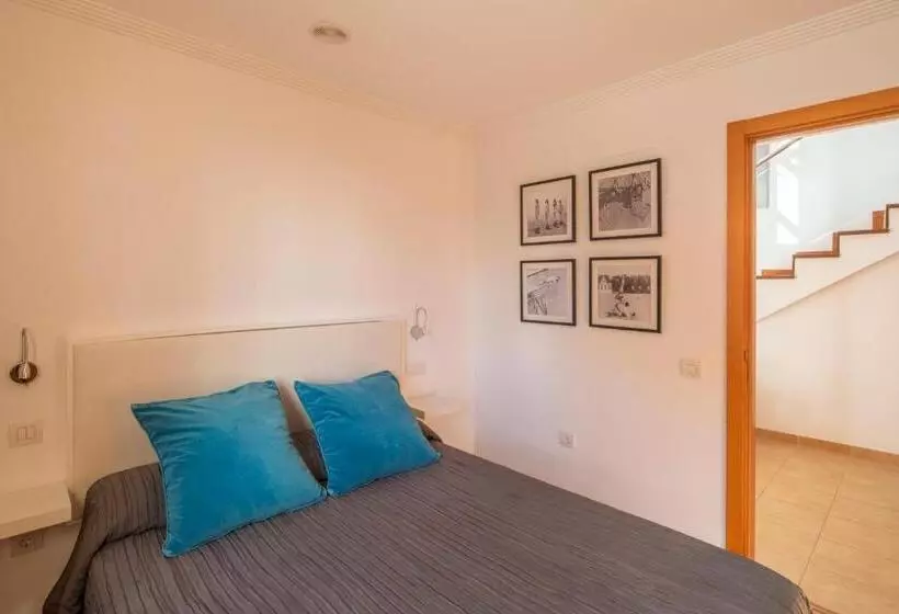 Playa Blanca Beach Mate