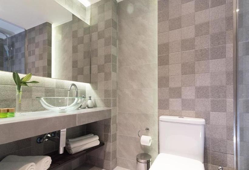 Отель 47 Luxury Suites