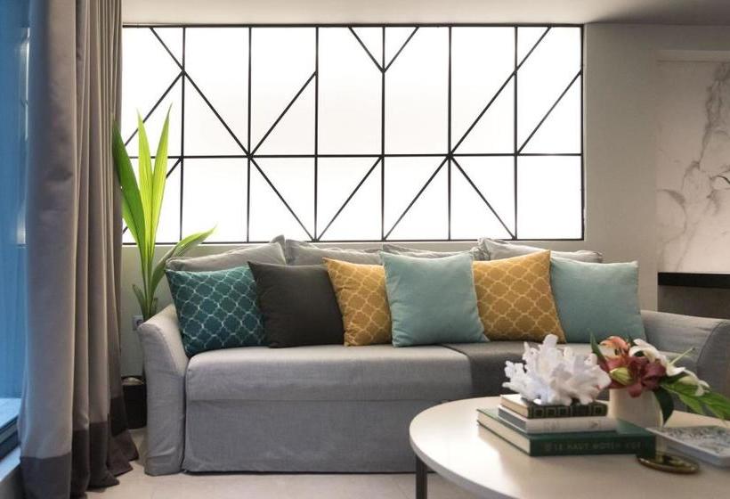 Отель 47 Luxury Suites