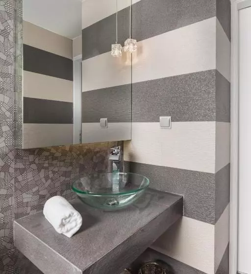 ホテル 47 Luxury Suites