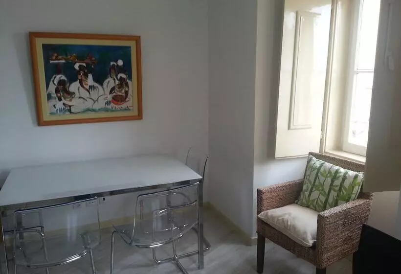 Dobairro Suites At Principe Real