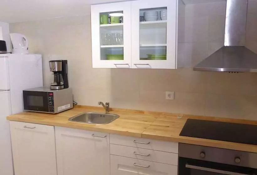 Dobairro Suites At Principe Real