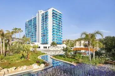 BG Tonga Tower Design Hotel & Suites