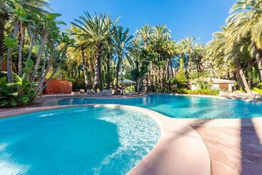 هتل Huerto Del Cura