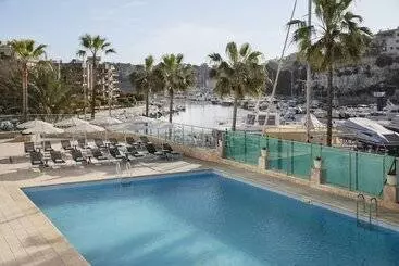 Portodrach Aparthotel & Suites
