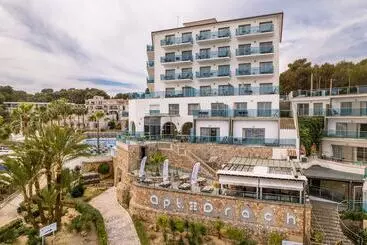 Portodrach Aparthotel & Suites