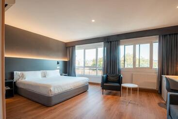 ホテル Sancho Ramírez