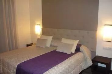 בית מלון כפרי Complejo París