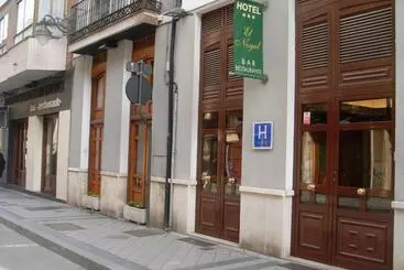 Hotel El Nogal
